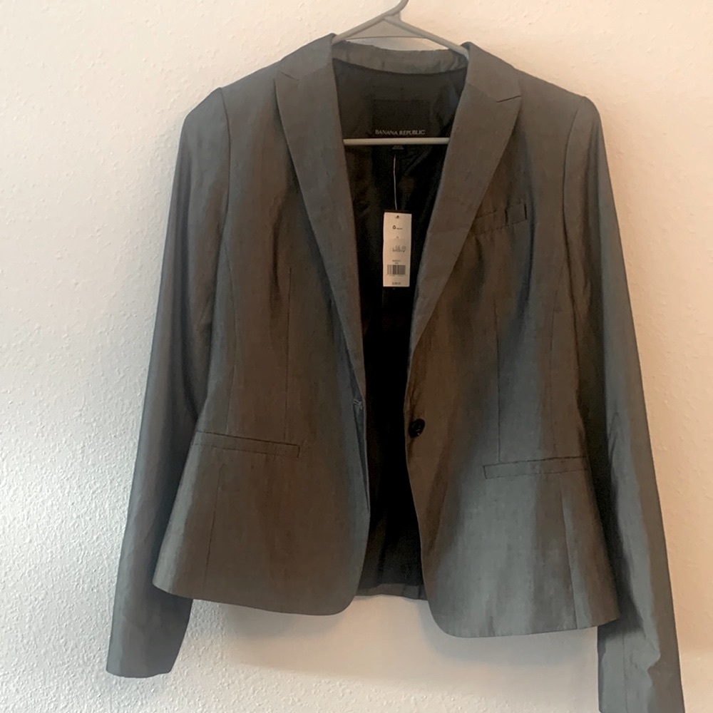 Banana Republic Size 0 Dark Grey Never Worn Blazer